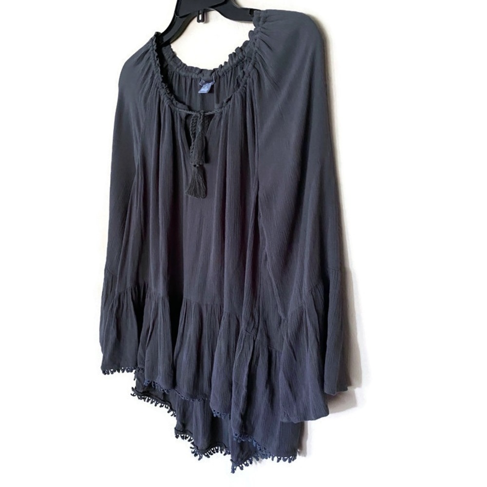 Aerie Flowy Peasant Blouse Bell Sleeves Gray Size Small - Picture 2 of 10